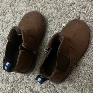 Toddler girl size 6 boot for sale